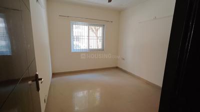 Bedroom Image of 1200 Sq.ft 3 BHK Apartment / Flat for rent in BPTP Discovery Park, Sector 80 Faridabad for Rs. 35000