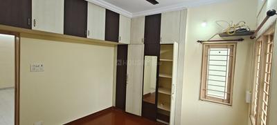 Bathroom Image of 880 Sq.ft 2 BHK Apartment / Flat for rent in Kolapakkam Chennai for Rs. 27000
