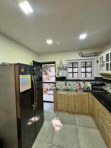 Kitchen Image of 2500 Sq.ft 3 BHK Apartment / Flat for rent in Halasuru Bengaluru for Rs. 200000