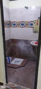 Bathroom Image of 900 Sq.ft 2 BHK Builder Floor for rent in Meenakshi Nagar Madurai for Rs. 13000