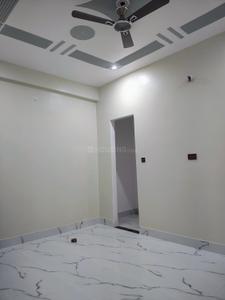 Bedroom Image of 1800 Sq.ft 3 BHK Builder Floor for rent in Chandralok Lucknow for Rs. 70000