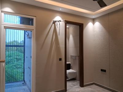 Bedroom Image of 1800 Sq.ft 3 BHK Builder Floor for sale in Paschim Vihar New Delhi for Rs. 36100000