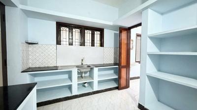 Kitchen Image of 1200 Sq.ft 2 BHK Independent House for rent in Kumbakonam Thanjavur for Rs. 15000