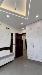 Bedroom Image of 1250 Sq.ft 3 BHK Builder Floor for rent in Sector 22 Rohini New Delhi for Rs. 38000
