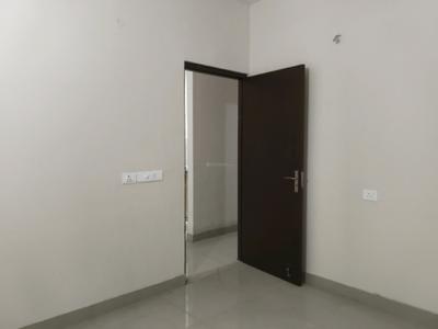 Bedroom Image of 920 Sq.ft 2.5 BHK Apartment / Flat for rent in Amrapali Dream Valley 2, Noida Extension Greater Noida for Rs. 18950