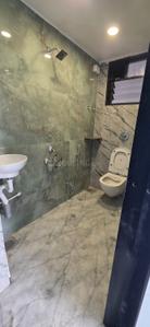 Bathroom Image of 1400 Sq.ft 3 BHK Apartment / Flat for rent in Nehru Nagar Solapur for Rs. 18000