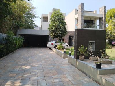 4 BHK Villa