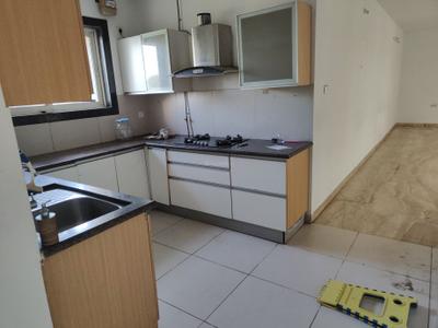 Kitchen Image of 2200 Sq.ft 3 BHK Apartment / Flat for rent in Marvel Zephyr, Kharadi Pune for Rs. 75000