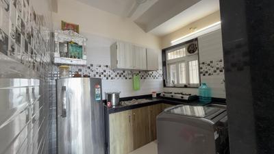 Kitchen Image of 645 Sq.ft 1 BHK Apartment / Flat for sale in M Baria Bldg No 1 M Baria Everest, Virar West Virar for Rs. 4750000