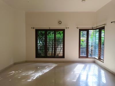 Dining Area Image of 4200 Sq.ft 4 BHK Independent House for rent in Sanjaynagar Bengaluru for Rs. 300000