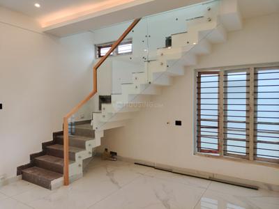 Hall Image of 2000 Sq.ft 3 BHK Independent House for sale in Vyttila Kochi for Rs. 18000000