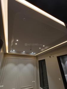 Hall Image of 2700 Sq.ft 4 BHK Builder Floor for sale in Paschim Vihar New Delhi for Rs. 55500000