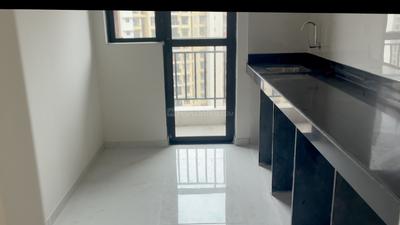Kitchen Image of 911 Sq.ft 3 BHK Apartment / Flat for rent in Runwal Gardens Phase 3 Bldg No 29 30, Dombivli East Thane for Rs. 30000