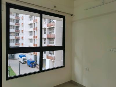 Bedroom Image of 800 Sq.ft 2 BHK Apartment / Flat for sale in Lodha Amara Tower 26 27 28 30 34 35, Thane West Thane for Rs. 14000000