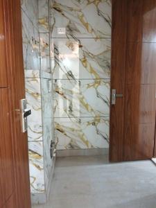 Common Bathroom Image of 1800 Sq.ft 4 BHK Apartment / Flat for sale in Shalimar Garden Ghaziabad for Rs. 20000000