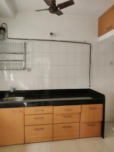 Kitchen Image of 451 Sq.ft 1 BHK Apartment / Flat for rent in Mulund West Mumbai for Rs. 35000