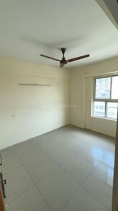 Bedroom Image of 1040 Sq.ft 3 BHK Apartment / Flat for sale in Wave Dream Homes, Wave City Ghaziabad for Rs. 8400000