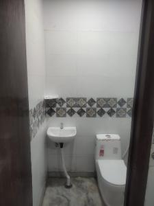 Bathroom Image of 1080 Sq.ft 2 BHK Independent House for rent in Dayal Bagh Agra for Rs. 14500