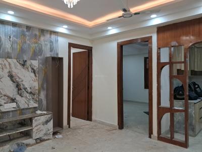 Living Room Image of 1050 Sq.ft 2 BHK Apartment / Flat for sale in Sector 73 Noida for Rs. 4250000