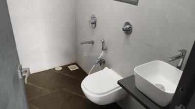 Image of 606 Sq.ft 2 BHK Apartment / Flat for rent in Kaveri Heights, Ghatkopar East, Mumbai for Rs. 60000