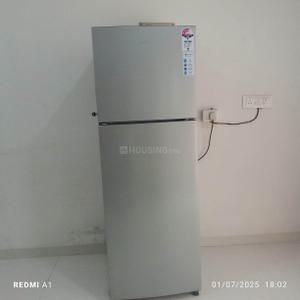 Kitchen Image of 3900 Sq.ft 4 BHK Apartment / Flat for rent in Union Residency, Piplod Surat for Rs. 70000