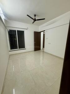 Bedroom Image of 1110 Sq.ft 2 BHK Apartment / Flat for rent in Majestique Towers East Wing B, Upper Kharadi Pune for Rs. 34000