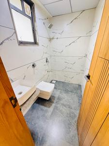 Bathroom Image of 1755 Sq.ft 3 BHK Apartment / Flat for sale in Vavol Gandhinagar for Rs. 6255000