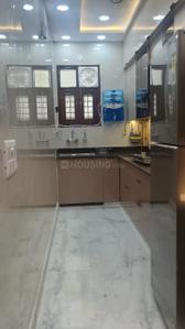 Kitchen Image of 850 Sq.ft 2 BHK Builder Floor for rent in Shalimar Bagh New Delhi for Rs. 33000