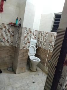 Bathroom Image of 800 Sq.ft 2 BHK Builder Floor for rent in Dum Dum Kolkata for Rs. 14000