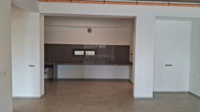 Kitchen Image of 3318 Sq.ft 4 BHK Apartment / Flat for sale in Swati Premier, Shantipura Ahmedabad for Rs. 16500000