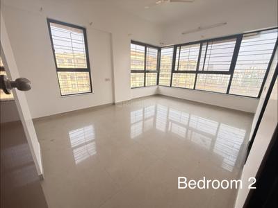 Bedroom Image of 1600 Sq.ft 3.5 BHK Apartment / Flat for sale in Kumar Kruti, Kalyani Nagar Pune for Rs. 31500000
