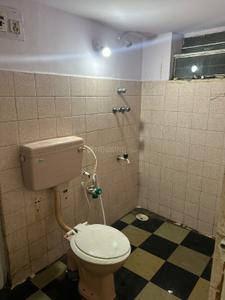Bathroom Image of 3000 Sq.ft 2 BHK Builder Floor for rent in Indira Nagar Bengaluru for Rs. 17500