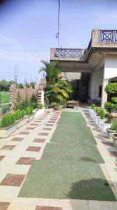 Image of 5000 Sq.ft 3 BHK Villa for rent in Anand Vihar, Hapur for Rs. 125000