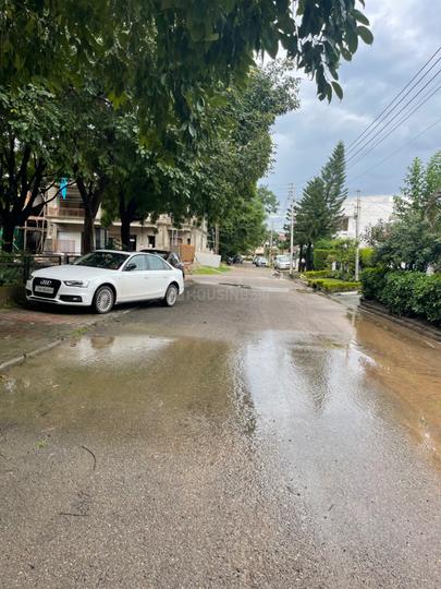 34C, Sector 34 Main Image 1