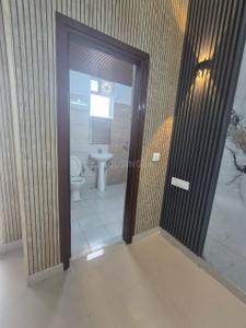Bathroom Image of 1350 Sq.ft 2 BHK Apartment / Flat for sale in Green Valley Green Valley Heights, Dhakoli Zirakpur for Rs. 6890000