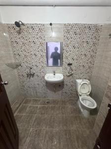 Bathroom Image of 1450 Sq.ft 3 BHK Apartment / Flat for rent in Mahanagar Green Terraces, Nagole Hyderabad for Rs. 26000