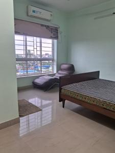 Bedroom Image of 1950 Sq.ft 4 BHK Apartment / Flat for rent in Chinar Park Kolkata for Rs. 40000