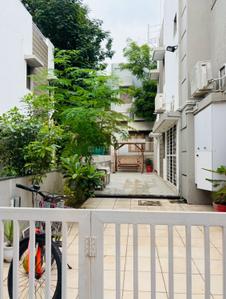 Balcony Image of 2970 Sq.ft 4 BHK Villa for sale in BR Poonam Pride, Shela Ahmedabad for Rs. 50000000