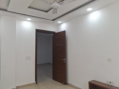 Bedroom Image of 1600 Sq.ft 3 BHK Builder Floor for rent in Rajouri Garden New Delhi for Rs. 40000
