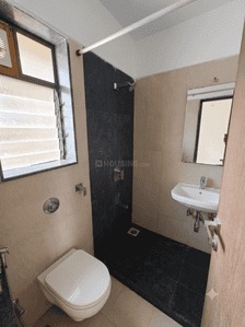Image of 700 Sq.ft 2 BHK Apartment / Flat for sale in Andheri West, Mumbai for Rs. 21499999