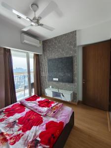 Bedroom Image of 1545 Sq.ft 3 BHK Apartment / Flat for sale in Godrej Woods Phase II, Sector 43 Noida for Rs. 34000000