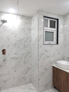 Common Bathroom Image of 1557 Sq.ft 3 BHK Builder Floor for sale in BPTP District 4, Sector 84 Faridabad for Rs. 17000000