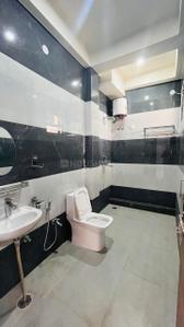 Bathroom Image of 1200 Sq.ft 2 BHK Apartment / Flat for rent in Malviya Nagar Jaipur for Rs. 45000