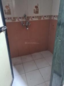 Bathroom Image of 650 Sq.ft 1 BHK Apartment / Flat for rent in Kharghar Navi Mumbai for Rs. 21000