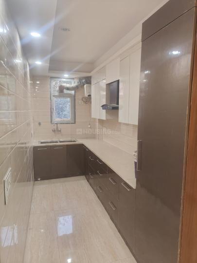 Builder Floor sector 52 Kitchen 1