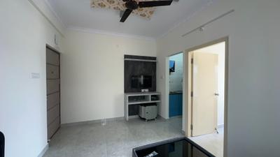 Living Room Image of 1000 Sq.ft 1 BHK Apartment / Flat for rent in BTM Layout 2nd Stage Bengaluru for Rs. 30000