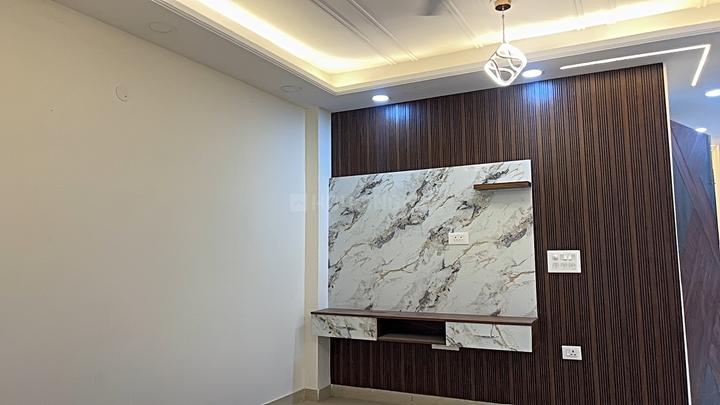 Chhterpur Main Image 1