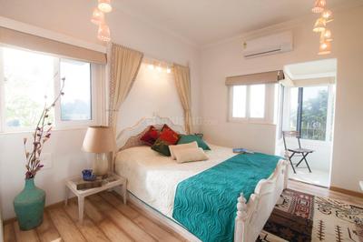 Bedroom Image of 1100 Sq.ft 2 BHK Apartment / Flat for rent in Dhaval Ganga, Bandra West Mumbai for Rs. 225000