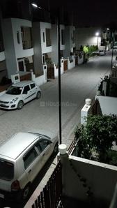 Balcony Image of 1500 Sq.ft 4 BHK Independent House for rent in S V Infra Developers Premier Orchard Phase 2, Ayodhya Bypass Bhopal for Rs. 18000