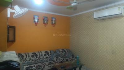 Living Room Image of 900 Sq.ft 3 BHK Builder Floor for sale in Dwarka Mor New Delhi for Rs. 4300000